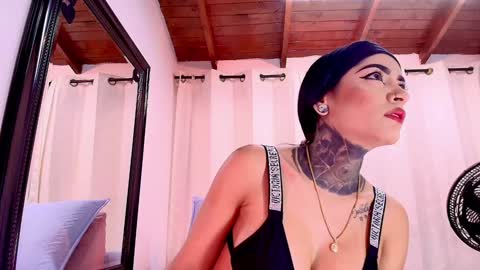 Danna Berlin  online show from 8, 2, 2025