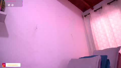 Danna Berlin  online show from 10, 10, 2025