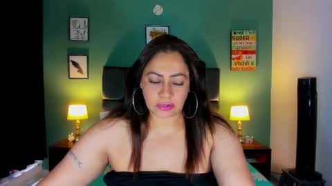 Snapshot of dannaboobsx chatting on 8, 2, 2026 Hilary online show from 8, 2, 2026