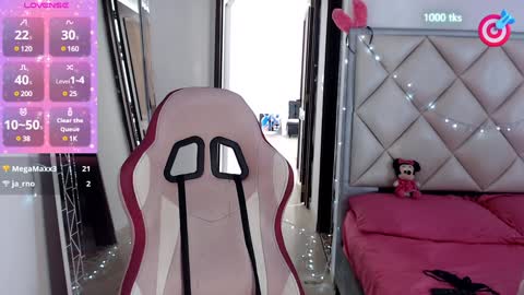 Snapshot of dannadoll69 chatting on 25, 1, 2025 Dannamunoz130 online show from 25, 1, 2025