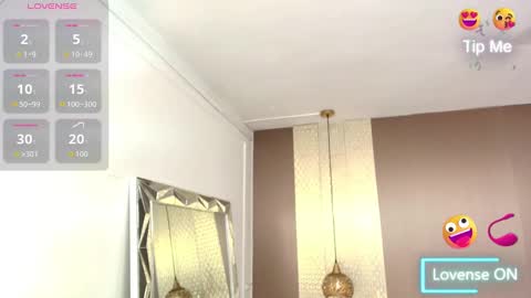 Snapshot of dannadoll69 chatting on 3, 11, 2025 Dannamunoz130 online show from 3, 11, 2025