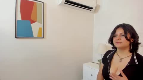 Danna Hart online show from 28, 7, 2026