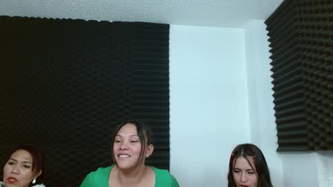 dannamomcerrat online show from 6, 12, 2024