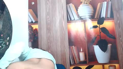 dannamomcerrat online show from 18, 10, 2025