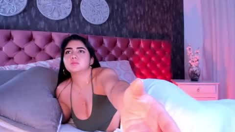 Snapshot of dannastaar chatting on 2, 1, 2025 Danna online show from 2, 1, 2025