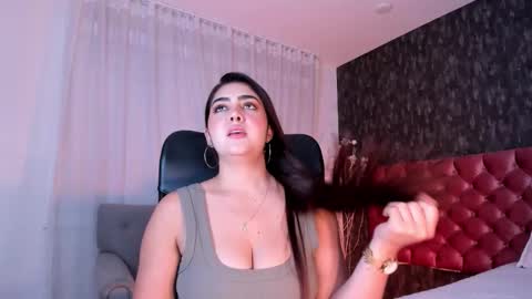 Snapshot of dannastaar chatting on 10, 11, 2025 Danna online show from 10, 11, 2025