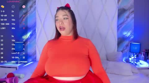 Danna Monroe  online show from 16, 4, 2026