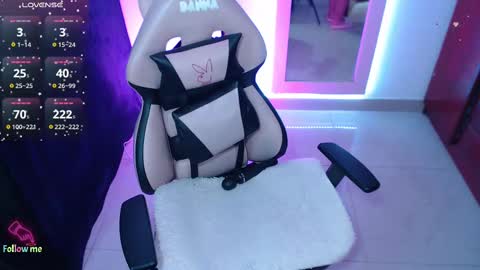 danna online show from 2, 3, 2025