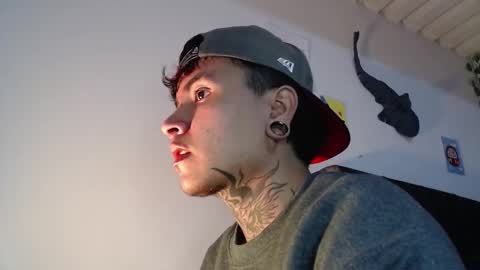 Snapshot of dannteftm chatting on 20, 10, 2025 DANNTE online show from 20, 10, 2025