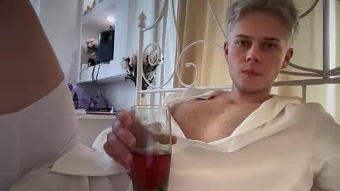 danny online show from 17, 10, 2025