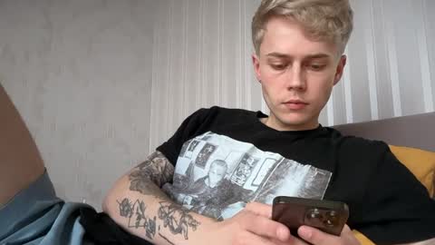 danny online show from 15, 4, 2026