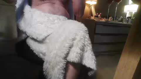 Danielle online show from 10, 10, 2025