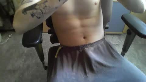 Snapshot of dannylbnz chatting on 14, 10, 2025 Danny L. online show from 14, 10, 2025