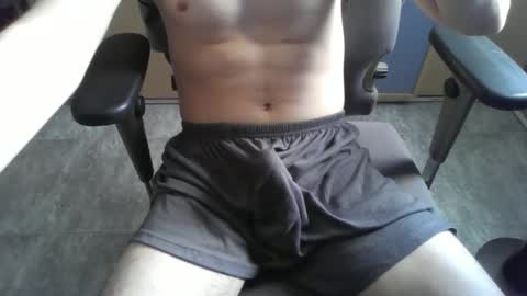 Snapshot of dannylbnz chatting on 12, 11, 2025 Danny L. online show from 12, 11, 2025