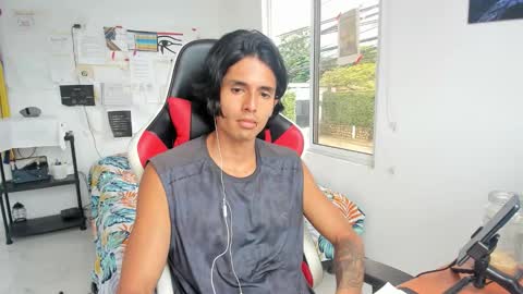 Snapshot of dantedecentralized chatting on 30, 9, 2025 X Dante7373574 online show from 30, 9, 2025