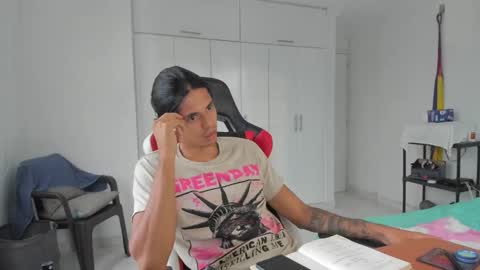 Snapshot of dantedecentralized chatting on 9, 11, 2025 X Dante7373574 online show from 9, 11, 2025