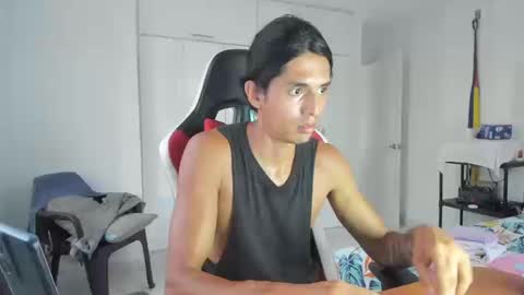 Snapshot of dantedecentralized chatting on 13, 11, 2025 X Dante7373574 online show from 13, 11, 2025