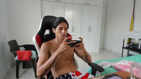 Snapshot of dantedecentralized chatting on 25, 11, 2025 X Dante7373574 online show from 25, 11, 2025