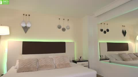 Dante online show from 6, 3, 2025