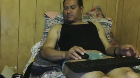 Snapshot of dantehot82 chatting on 15, 12, 2024 dantehot82 online show from 15, 12, 2024