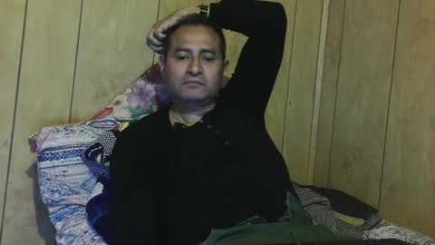 Snapshot of dantehot82 chatting on 25, 12, 2024 dantehot82 online show from 25, 12, 2024