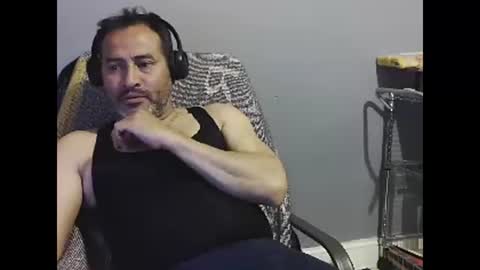 Snapshot of dantehot82 chatting on 7, 1, 2025 dantehot82 online show from 7, 1, 2025