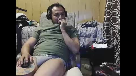 Snapshot of dantehot82 chatting on 27, 1, 2025 dantehot82 online show from 27, 1, 2025