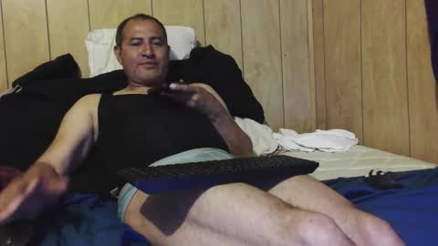 Snapshot of dantehot82 chatting on 12, 11, 2025 dantehot82 online show from 12, 11, 2025