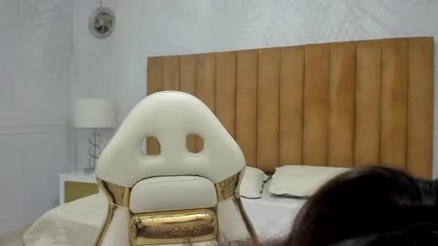 Daphne online show from 21, 1, 2025