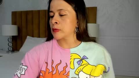 Daphne online show from 12, 2, 2025