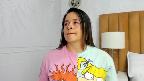 Daphne online show from 20, 2, 2025