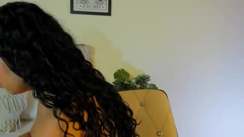 Antonella Mora online show from 14, 10, 2025