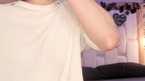 daphne_and_roger online show from 22, 4, 2026