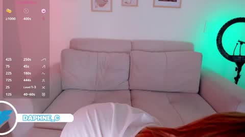 Snapshot of daphne_cooper1 chatting on 25, 2, 2025 daphne_cooper1 online show from 25, 2, 2025