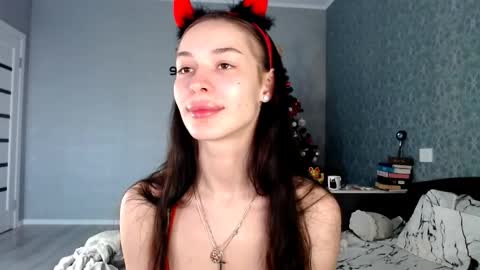 Snapshot of daphne_darkthorn chatting on 11, 1, 2026 Daphne Darkthorn online show from 11, 1, 2026