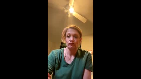Snapshot of daphne_flor87 chatting on 1, 6, 2026 daphne_flor87 online show from 1, 6, 2026