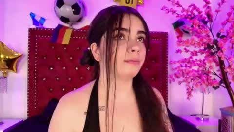 Daphne  online show from 17, 7, 2026