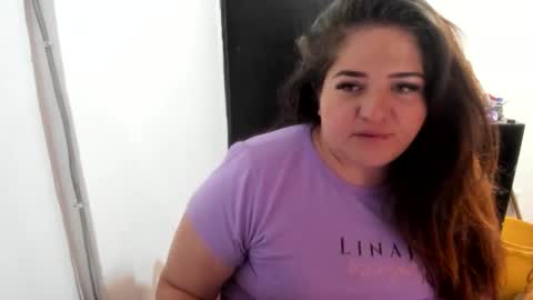 Snapshot of daphnegirlsexxy chatting on 18, 5, 2026 daphnegirlsexxy online show from 18, 5, 2026