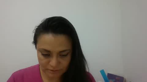 Snapshot of dapnne24 chatting on 3, 2, 2025 dapnne online show from 3, 2, 2025