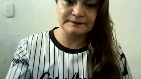 dapnne online show from 23, 7, 2026