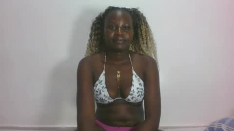 ESTHER online show from 25, 7, 2026