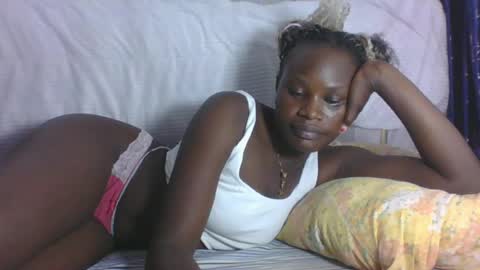ESTHER online show from 28, 7, 2026