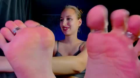 Snapshot of darcysiren chatting on 11, 11, 2025 Darcy Siren online show from 11, 11, 2025