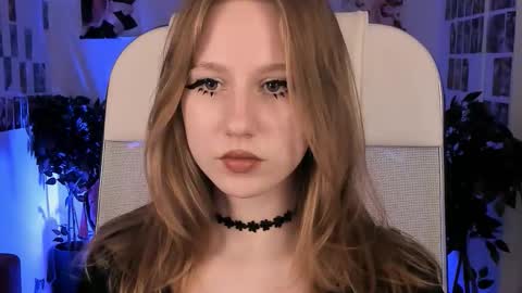 Daria Tate online show from 11, 9, 2025