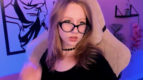 Daria Tate online show from 17, 10, 2025