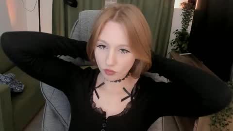 Daria Tate online show from 22, 4, 2026