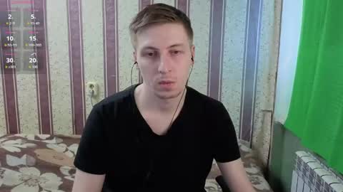 Snapshot of darienlarge chatting on 8, 6, 2026 darienlarge online show from 8, 6, 2026