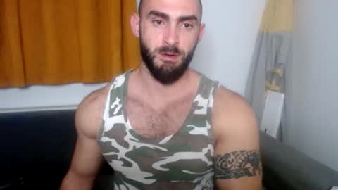 Snapshot of dariomuscle chatting on 30, 11, 2025 Dario online show from 30, 11, 2025