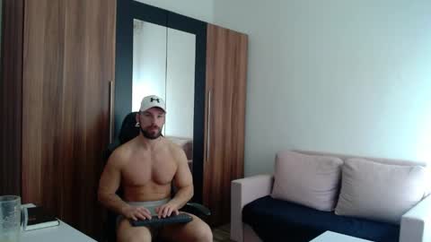 darius_94 online show from 11, 4, 2026