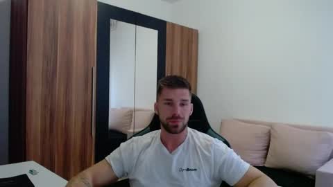 darius_94 online show from 18, 4, 2026